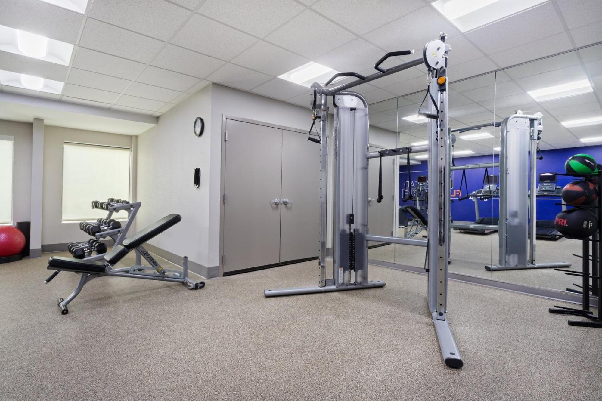 Holiday Inn Express & Suites Cincinnati Riverfront By Ihg Covington Esterno foto
