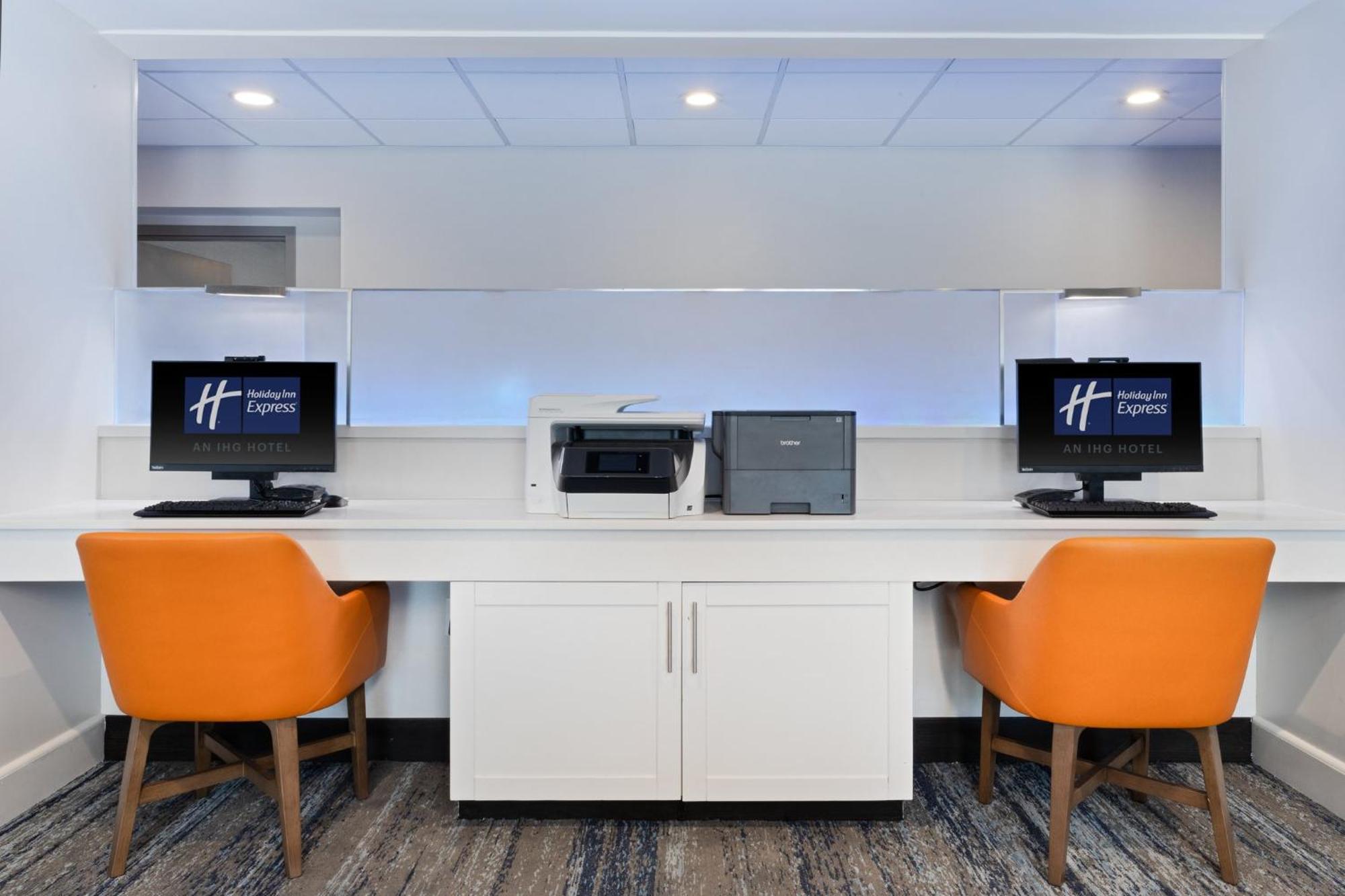 Holiday Inn Express & Suites Cincinnati Riverfront By Ihg Covington Esterno foto