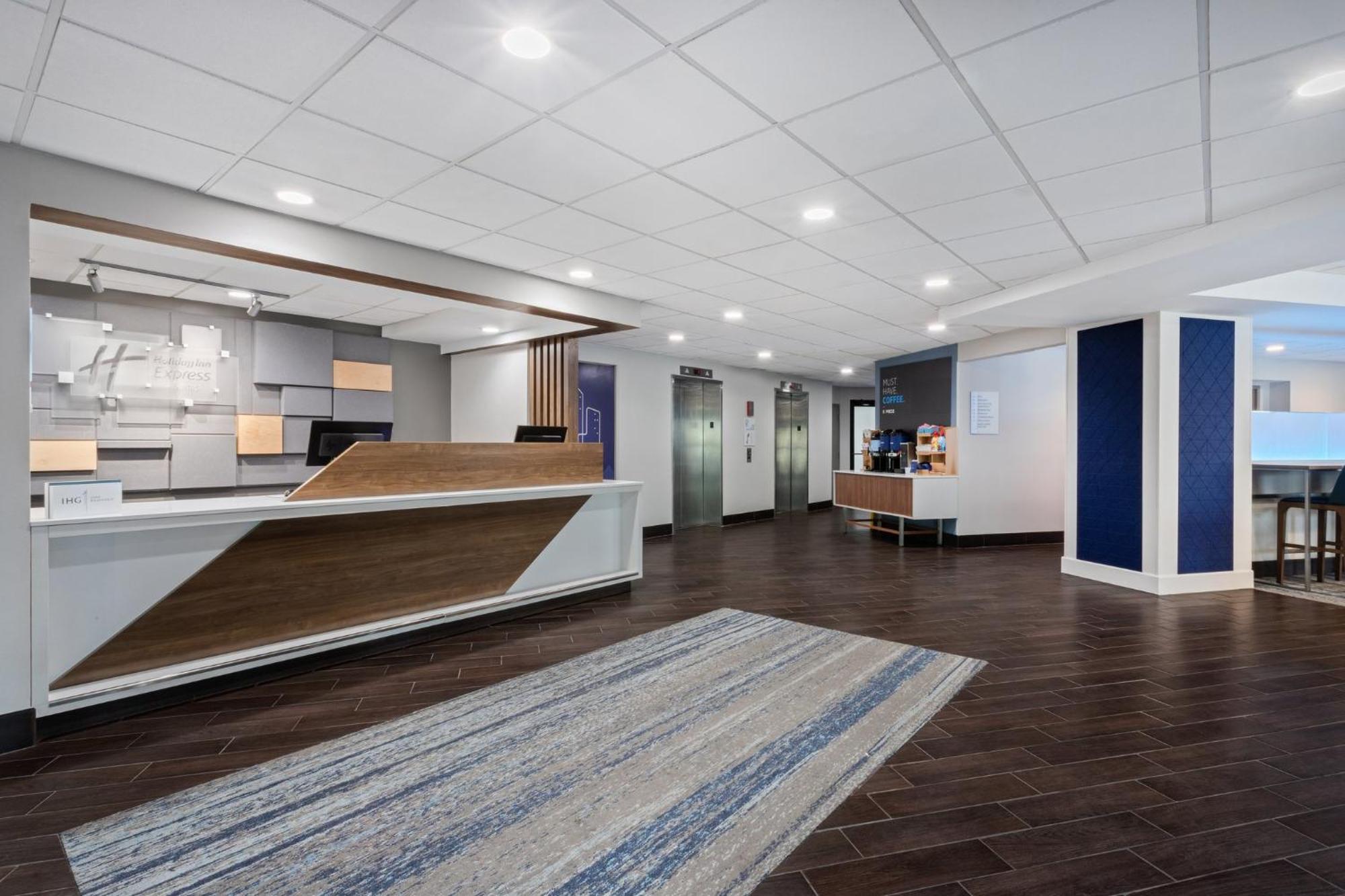 Holiday Inn Express & Suites Cincinnati Riverfront By Ihg Covington Esterno foto