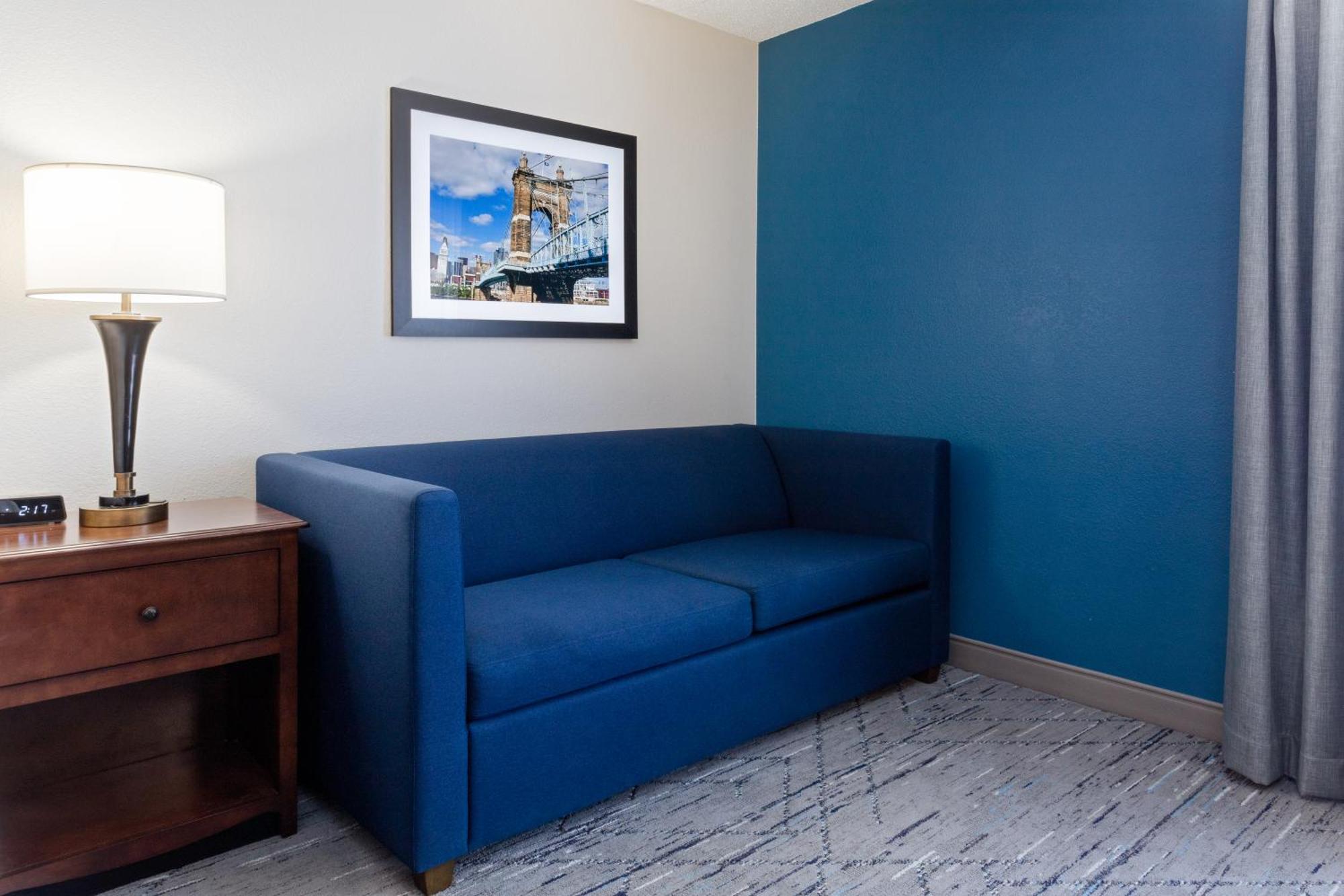 Holiday Inn Express & Suites Cincinnati Riverfront By Ihg Covington Esterno foto