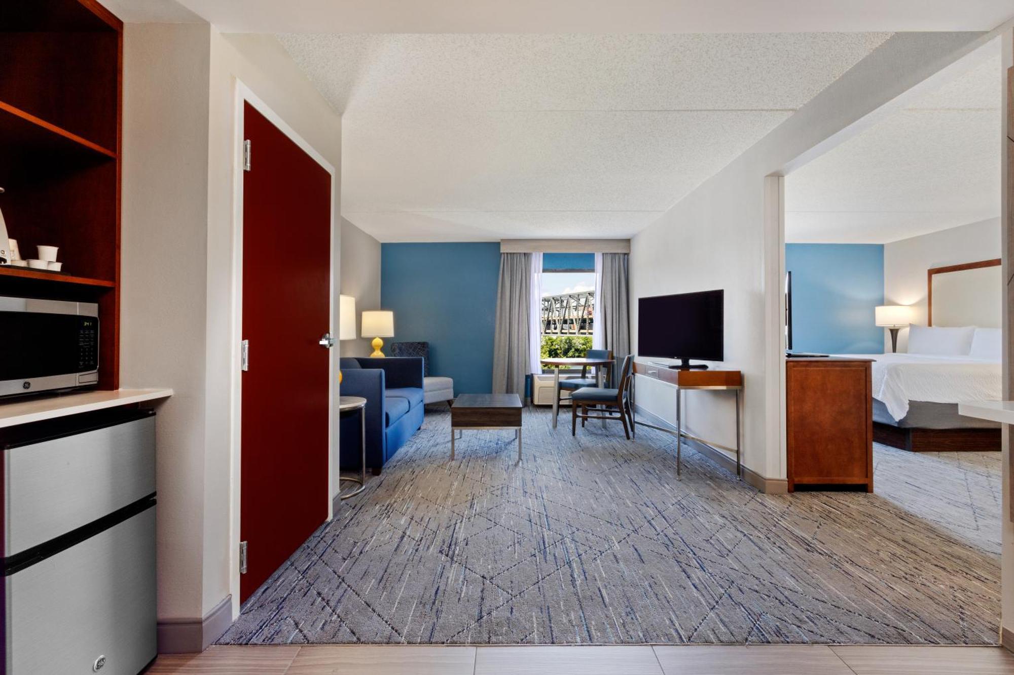 Holiday Inn Express & Suites Cincinnati Riverfront By Ihg Covington Esterno foto